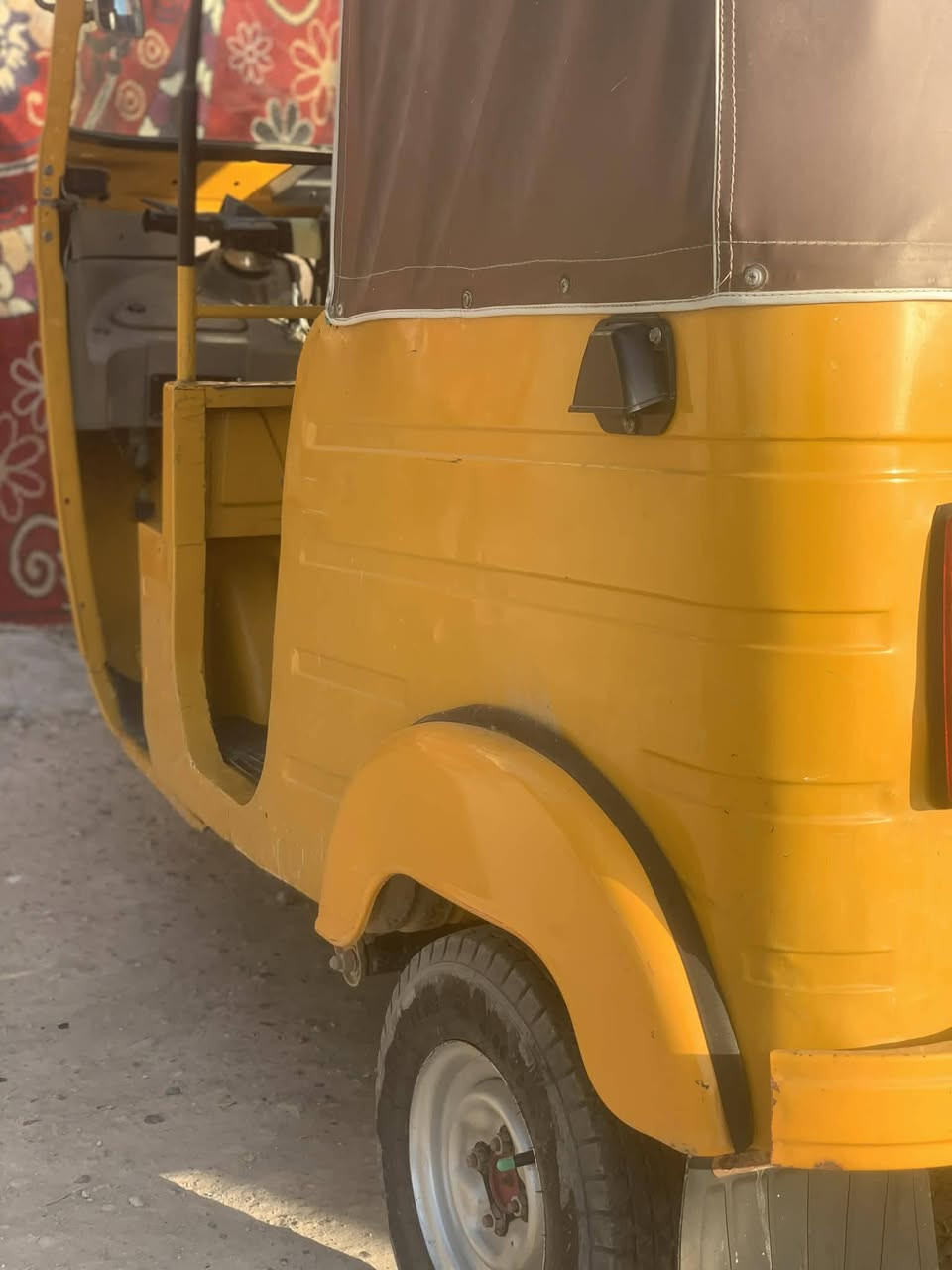 سلام عليكم تكتك 19 شهر 12 معمر بيه دوس الباقي كفاله لا ضربه ولا صبغ ميكنه تخبل لا تنقص ولا تبخر رقم بغداد نكليزي مكان  مقابيل مرور الحسينيه السعر خاص ***********
