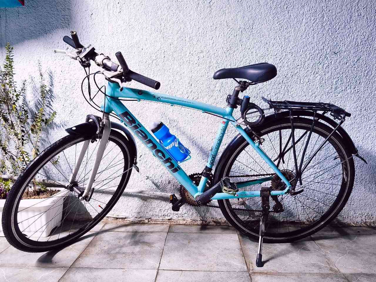 🚴‍♂️ السلام عليكم ورحمة الله وبركاته
للبيع بايسكل بيانكي (Bianchi) بحالة جيدة، فول ألمنيوم خفيف ومتين، قياس 27.5، مناسب للرحلات والاستخدام اليومي.

✅ هيكل ألمنيوم كامل
✅ قياس 27.5
✅ جاهز للاستخدام

للاستفسار والسعر يرجى التواصل على الخاص.
الله يبارك للمشتري والنصيب لمن الله كاتبله


**إذا كنت صاحب هذا الإعلان وتريد حذفه لأي سبب، رجاءا أرسل رسالة إلى الدعم الفني**