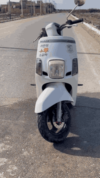 دراجه بليس مصطره. كفاله عامه  مكاني ناصريه سوق شيوخ  تواصل  هاذ رقمي ***********
سعره مليون 100 بيه مجال حك الجيه
