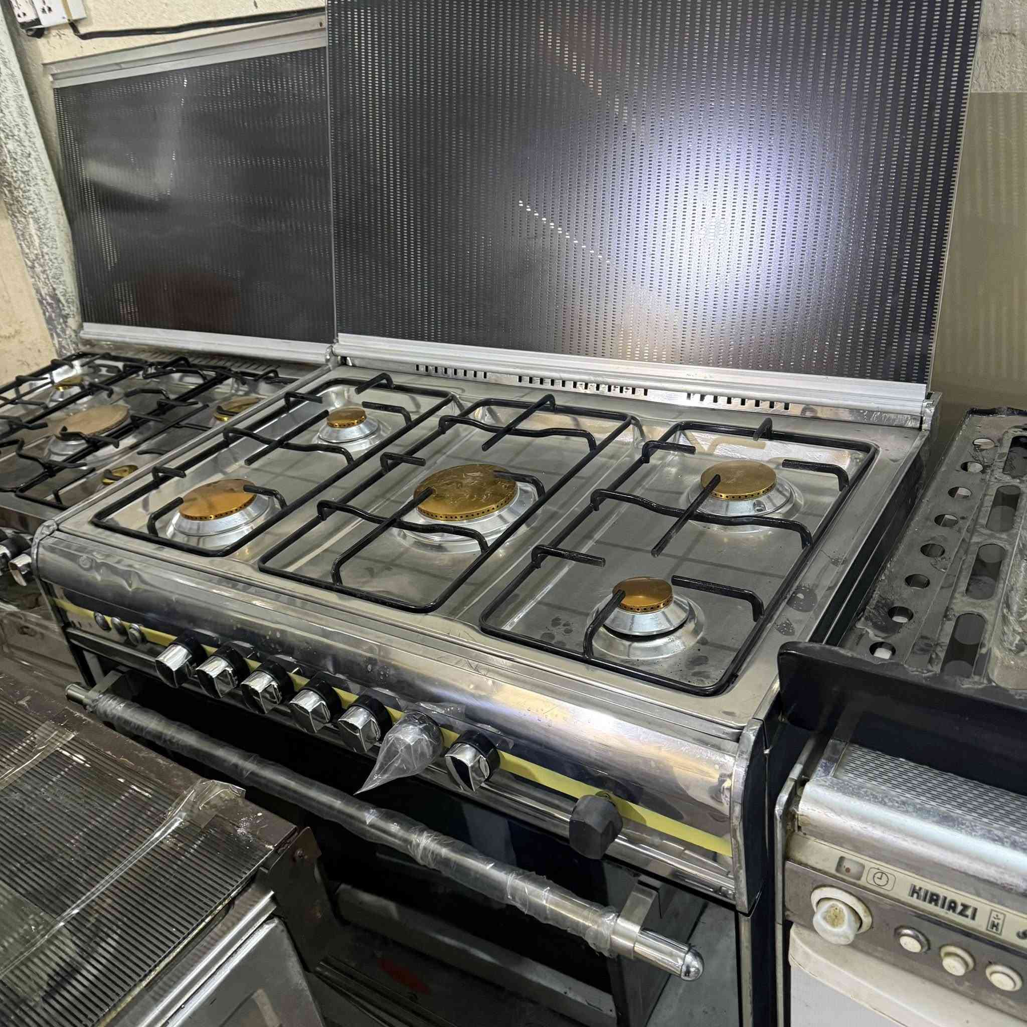 #طباخات باله جميع النوعيات متوفره جمله ومفرد العنوان مغربه شيشان ثانيه للاتصال ***********
