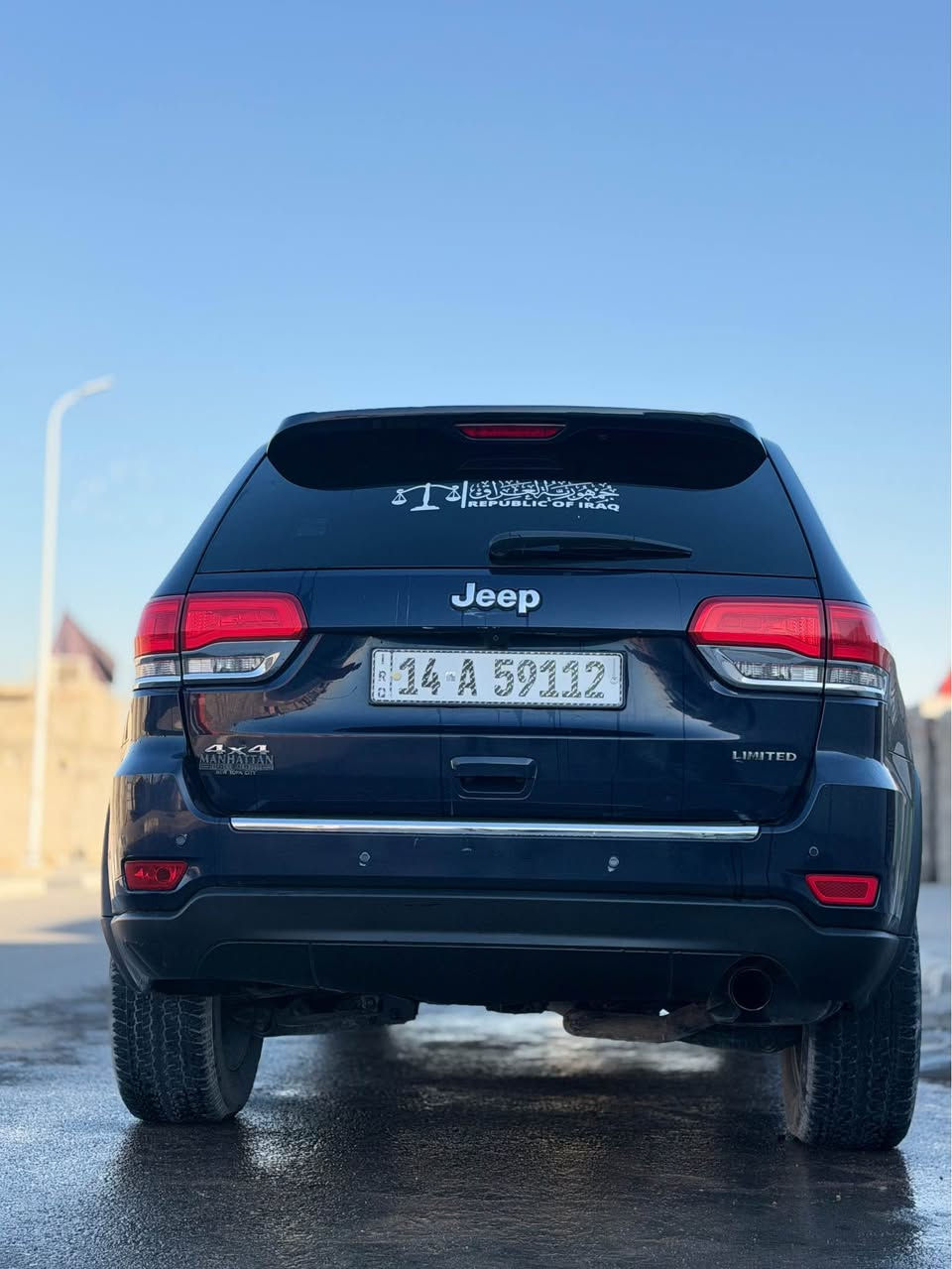 السلامعليكم 

-جيب كراند شيروكي لمتدد فول مواصفات 2017

الممشى:- 155الف ميل 

- مكينه  3600 سته سلندر

- السعر 210 وبي مجال بسيط

المواصفات :- 

*مرايات شفط

*حساسات مرايات 

*فتحة سقف

* بصمه تشغيل + بصمه ابواب 

* تشغيل عن بعد 

* شاشه  حجم الكبير + كامرره 

 *صندوك كهرباء

*ذاكره تخزين مقاعد

*ستيرن كهرباء

*مقاعد كهرباء

* تدفئه تبريد مقاعد اماميه

* حساسات + خلفي + جانبي 

* 4 وضعيات قياده 

* منضومه ليد زنون

*  شفتات ستيرن

السياره وارد امريكي حادث مابيه فقط هاي الضربه البسيطة جداً بلقماره 

- مكان السياره البصرة

- للاستفسار  مراسلتنا 
*********** البصرة, العراق
