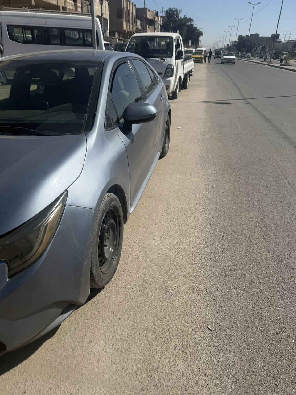 السلام عليكم
كورلا 2020 le 
مواصفات معروفه 
اليسياره حادثها 3 قطع بابين بارد والجاملغ مصبوغ
باتري جديد صدر جديد تخم تاير وتخم ويل جديد 
السياره جاهزه ربع متصرف عليها  السعر 133$ وبيها مجال رقم بغداد باسمي 
مكان السياره بغداد البياع  *********** يوجد واتس اب  غير متواجد عل الفيس
