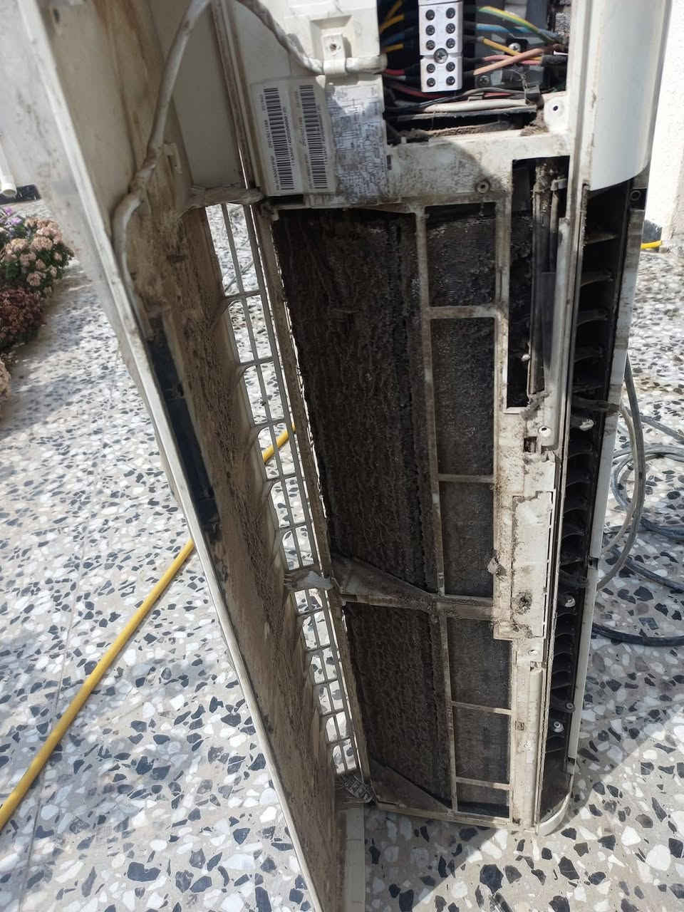 ترحب بكم  لتنصيب وصيانة كافة اجهزة التكييف والتبريد  سبالة جداري وعمودي وسقفي وغسل سبالت والمكيفات بانسب الاسعار وضمان عمل
  *********** علي حسين ❄️ موقع سماوه
