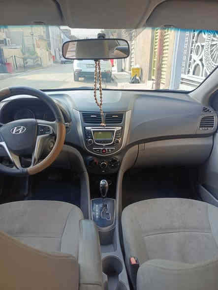 السلام عليكم 
اكسنت مضلع م2014 بغداد مشروع وطني مواصفات عادية 
تخم تاير جديد بطارية جديدة 
سنوية لغاية 2030
محرك 1600 قطرتين خير من الله 
السيارة نواقصها كلش قليلة 
بيه بارد قطعة و3 معجون وصبغ ابيع احزام 
افضل الك والي العنوان الغزالية شارع المشجر السايدين سعرها 80 (***********)
