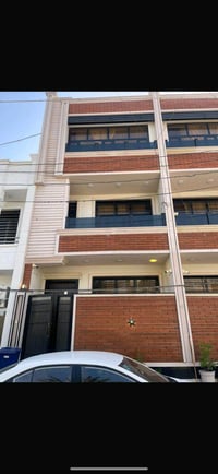 الدوره شرطه ابو طياره • ٣ غرف نوم • مؤثث جديد