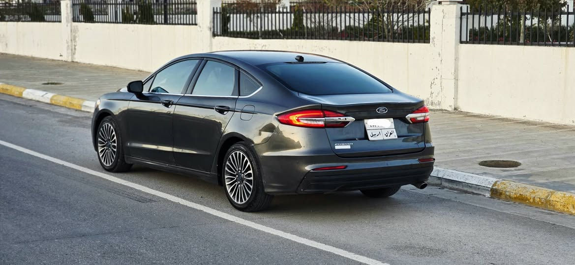 ***********
فیوژن 2019 سپی بەفری
 مەکینە25 بێ تۆربۆ مەرغوب
موصفات SE دوو کوشنی پێشەوە کارەبایی ویل تیتانیۆم
شاشە کامێرا برێک کارەبایی لایت زینۆن کوشن بەرخ
بۆیاغ ٢ پارچەی دوبەی ٢ پارچە کلێری  ئەمەریکا  ڕادار و خەتی جادە
سەیارەکە دەعامی بۆ دەعامی بەشەرتە گێرو مەکینە بەشەرتە کارەبایی کامل بەشەرت پشت و پێشی لێدرانی نیە و تەقەورەقەشی نیە و تەبریدیش بەشەرت و تەبرید مەرکەزیشە ئێرباگ بەشەرت
بەناو کردن غرامە تحویل
0750 109 04 09 أربيل, العراق
