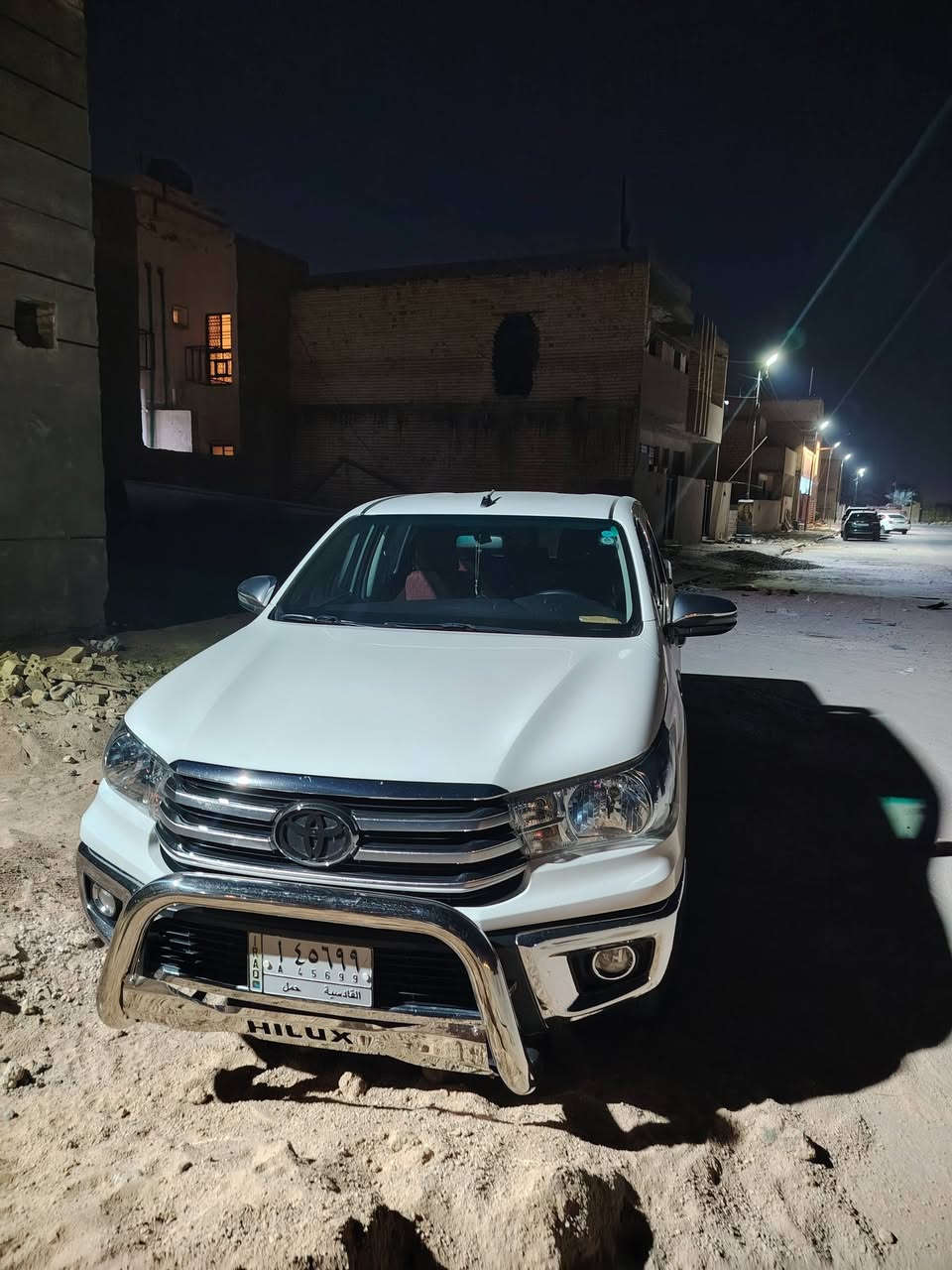 سلام عليكم بيكم هايلوكس للبيع مكفولة كفاله عامه موديل ٢٣ تحويل ثاني يوم رقم قادسيه ماشية 47 مكان بغداد تقاطع درويش كير اوتماتيك سعر 275 وبيه مجال حق جيه وي ستفسار على هاذه رقم ***********
