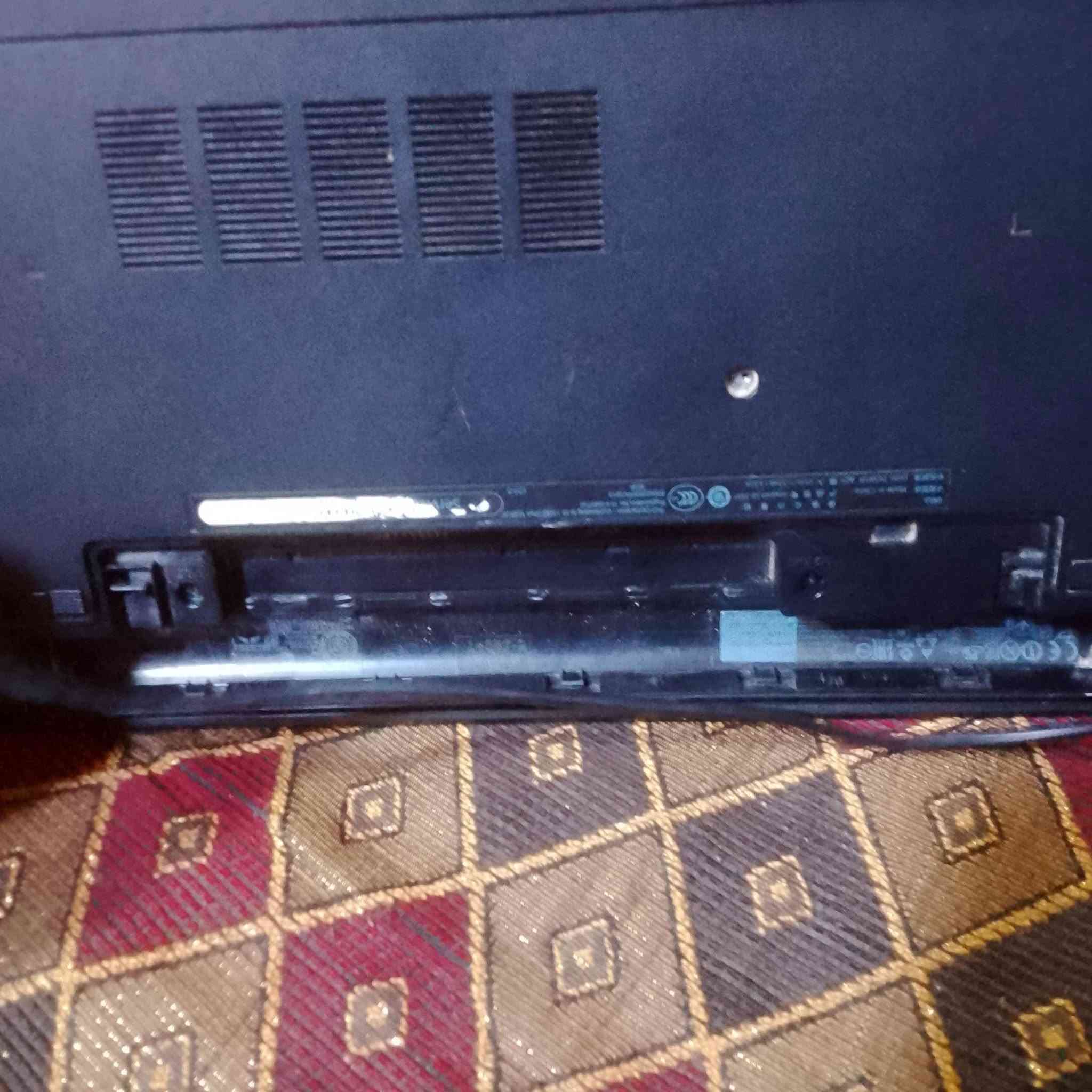 لابتوب ديل للبيع
المواصفات بالصور والتفاصيل كاملة ناقص باتري وزرين بلكيبور ناقص بس يشتغلن مثل ما واضح بالصور السعر 100000الف قفل الشراي يراسل خاص


**إذا كنت صاحب هذا الإعلان وتريد حذفه لأي سبب، رجاءا أرسل رسالة إلى الدعم الفني**