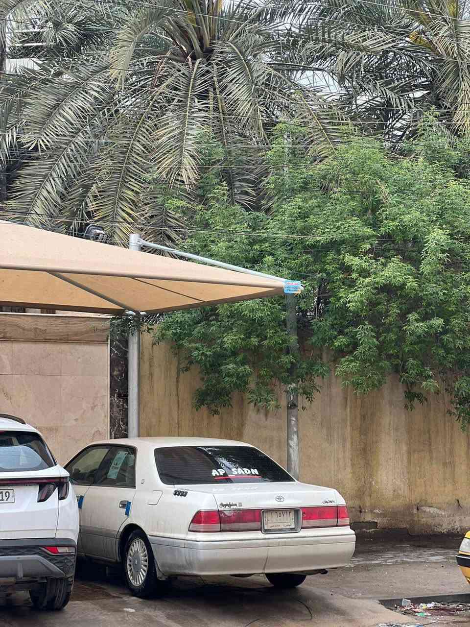 السلام عليكم 
راس الثور للبيع موديل ٩٧ رقم بصره اصل شرط التحويل 
مكينتها vvt 3000 ام ابطل 
سياره كشنات كهربائيه
الكشنات الخلفيه فصل كهربائي 
١٢ قرص 
فول مواصفات ماعده التنته 
تبريده شغال 
تخم تأير جديد 
سياره كلها ع بلادها 
سنويتها لل٢٩
وبضربه بسيطه بصندوك 
السعره ٨٥ وبيها مجال
للاستفسار متوفر اتصال ووتساب 
***********
