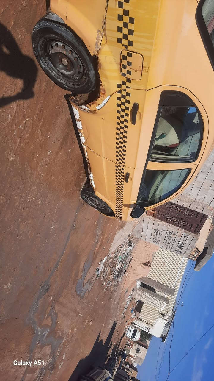 افيوموديل عشره بيه العتب شويه تعبانه مثل ما شوف الصور كدامك ابيع هل موجود السعر٣٥ بيه دحجات مكاني كوفه***********   مكينه مفتوح
