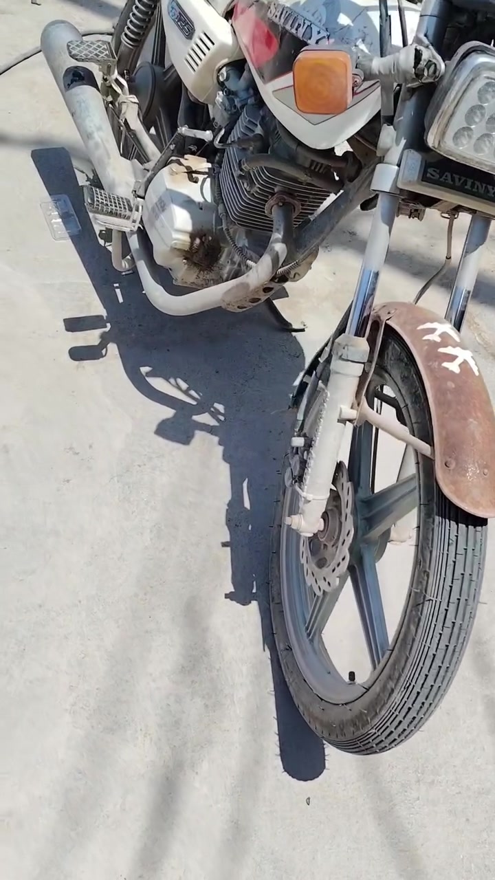 دراجه للبيع تحتاج ترتيب بسيط
ب200 وبيها مجال
الخاص مفتوح


**إذا كنت صاحب هذا الإعلان وتريد حذفه لأي سبب، رجاءا أرسل رسالة إلى الدعم الفني**