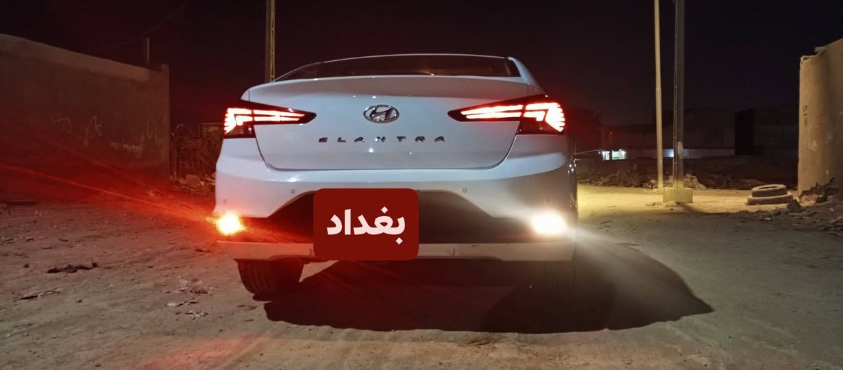 السلام عليكم ورحمة الله وبركاته النترا 2019 شكل 2020 
للبيع ماشية 103 خليجي مكفولة كفالة عامة فول مواصفات محرك 2000 دوش كير ATM رقم بغداد أنكليزي باسمي هزة جديدة مكينة كير كفالة السيارة جديدة كارتون على وضع الشركة 

المواصفات 

أربع وضعيات قيادة فقط الفول تجي أربعة 

ماشية 103 فقط ما ملعوب بل عداد شرط الفحص
لدات نهاري امامي خلفي 
كامرة أمامية خلفية 
حساسات أمامية خلفية 
ليز خلفي ضبابي 
بصمة تشغيل ، بصمة أبواب ، بصمة جنطة 
ثنين بصمات من الشركة
فتحة سقف 
مري شفط
تحكمات المري كهرباء
تحكمات ستيرن جهتين
شاشة كبيرة عليها جميع التطبيقات 
قطعتين تبريد 
ويل كب كروم حجم 18 
سماعات دمام
داخل ثلاث الوان بيجي واسود وصاجي 

السعر 170 وبيها مجال بسيط حك الجية فقط
مكاني ديوانية مركز المدينة للأستفسار أكثر أتصل ***********
