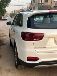 سورنتو 2019 مواصفاته معروفة السيارة بيهة بارد باب السايق وبارد عكس الس...