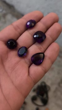 ياقوت • جمشت • افريقي اصلي