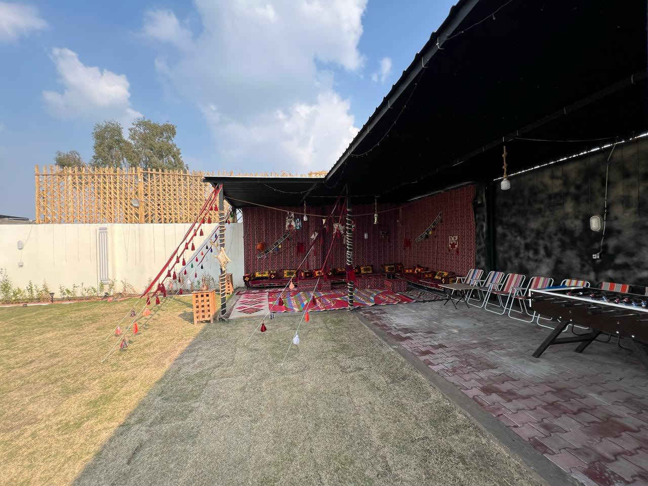 �✨ فرصة مميّزة لعشّاق الهدوء والطبيعة ✨🌿
تتوفر الآن مزارع للإيجار

📍 أجواء راقية

🌳 مساحات خضراء

🎉 مناسبة للراحة، المناسبات، والجلسات العائلية

لا تفوّت الفرصة 🌸

📞 للاستفسار والحجز:

***********

✨ راحتك تبدأ من هنا ✨
