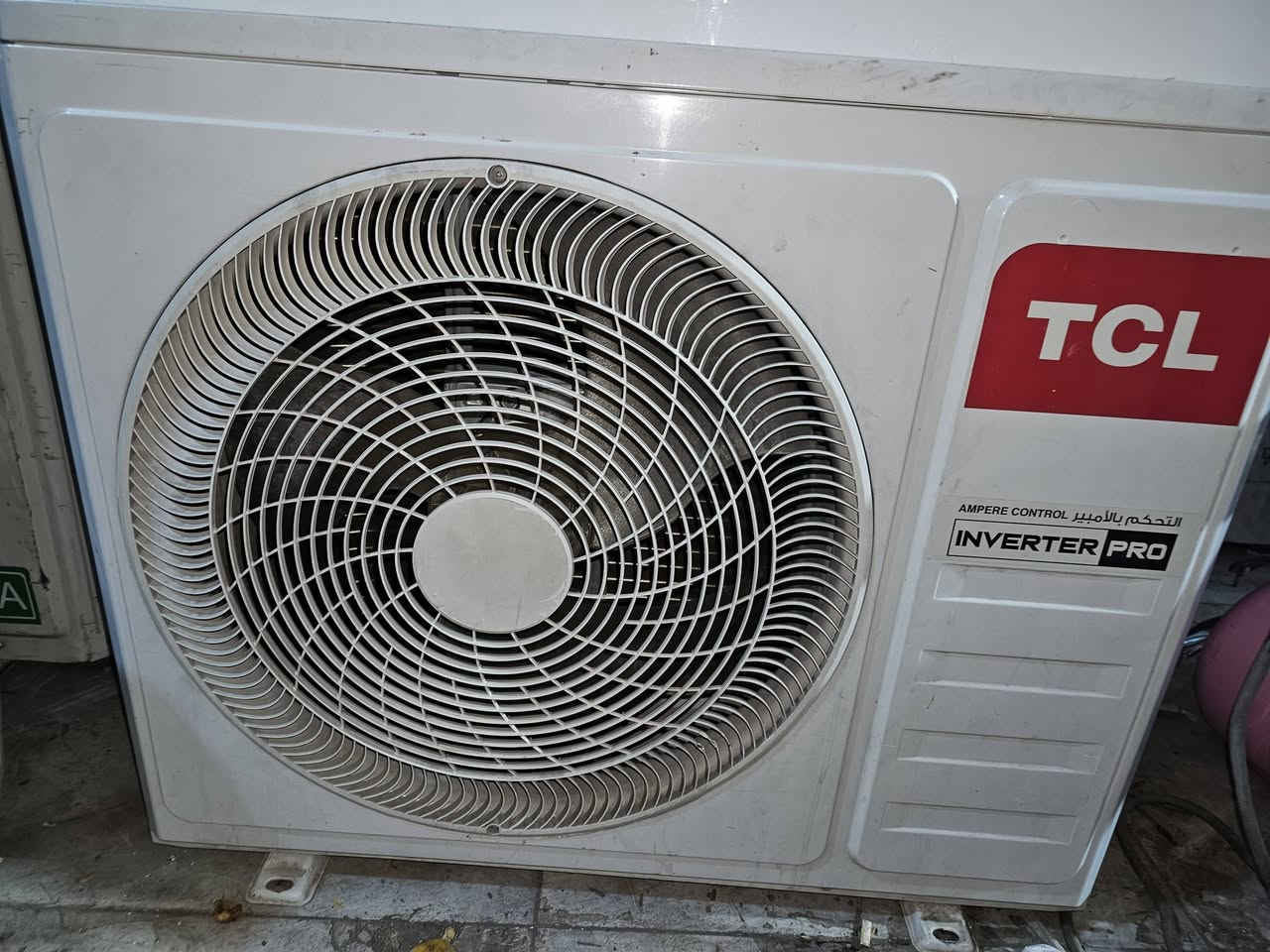 سلام عليكم سبلت TCL طنين انفيرتر تحكم امبيريه كامل مكمل على وضع الشركه السعر ٦٢٥ وبي مجال بسيط العنوان بغداد الجديده رقم الهاتف ***********
