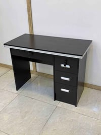 مكتب ١٤٠×٧٠×٧٦ • مكتب ١٢٠×٦٠×٧٦ • مكتب ١٠٠×٥٠×٧٦