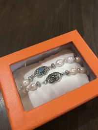 اساور • احجار • توصيل