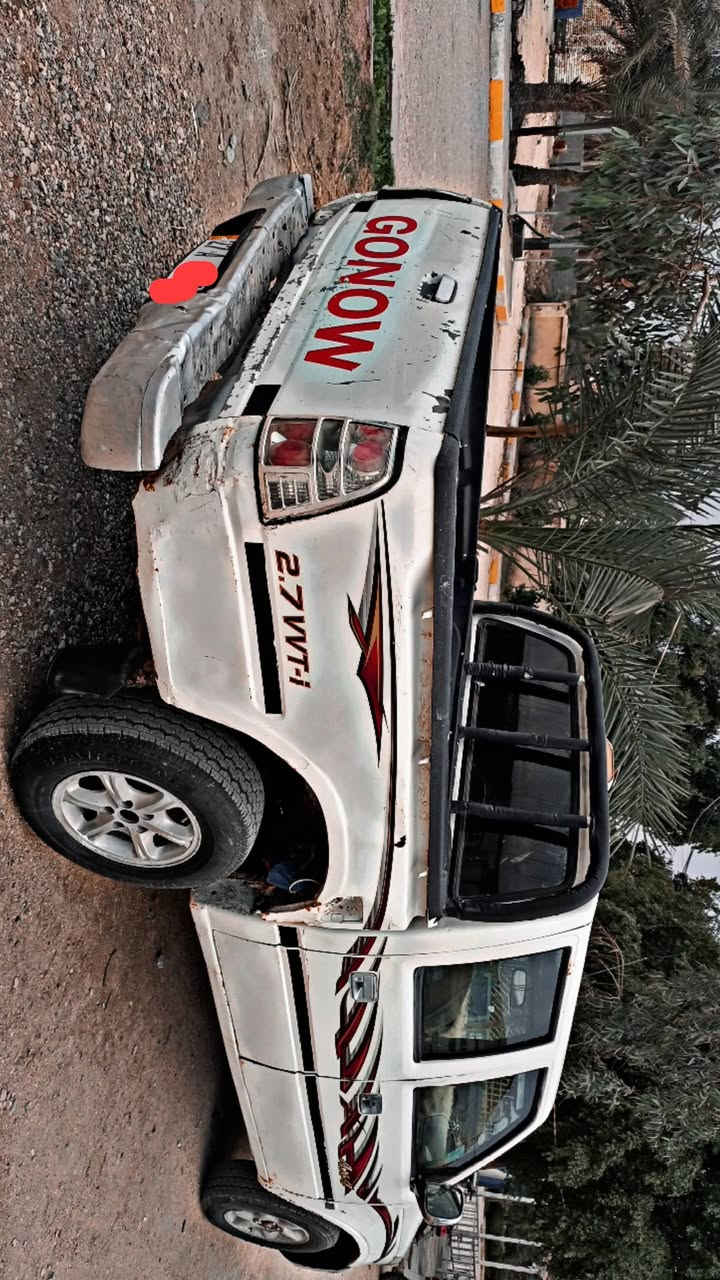 سلام عليكم بيكم كنو صيني
موديل 2006 كير محرك مكفول محرك بلاد مالهه 
رقم ذي قار نكليزي مداور ثاني يوم وكاله ماسوي 
بكان سياره ناصريه مركز ترايك وين ميعجبك 
بيهه نواقص بصيطه 
هاتف. ***********
سعر 👈👈👈👈👈👈👈38 بيهه مجال
