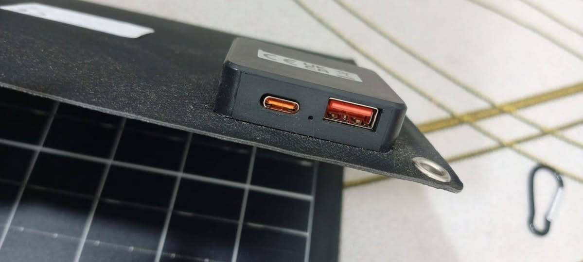 لوحات طاقة شمسية تشحن كل الاجهزة أعلى سعر أبيع مكاني شهداء البياع اكو توصيل *********** بي واتساب
