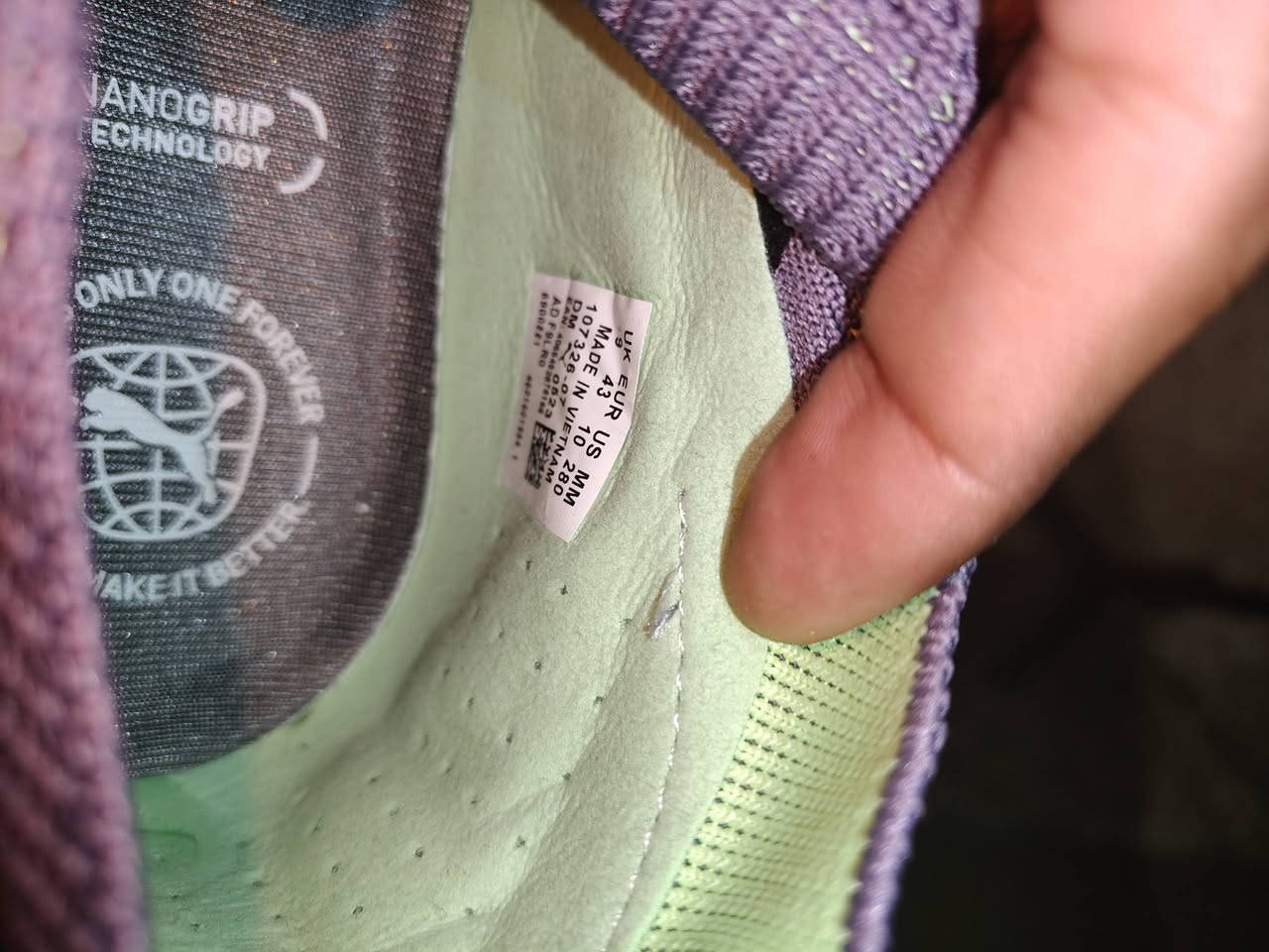 37واصل وبالعافيه. قياس43. طول القدم28


**إذا كنت صاحب هذا الإعلان وتريد حذفه لأي سبب، رجاءا أرسل رسالة إلى الدعم الفني**