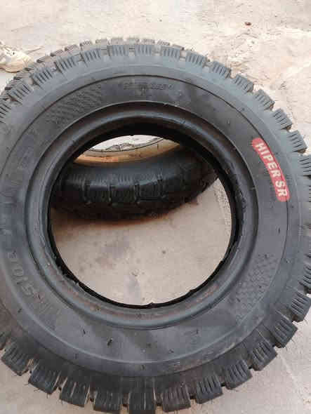 سلام عليكم اريد ابيع تواير جبليات جدد البيع اسدخدام يوم واحد سعرهن ٧٥ بيهن مجال مكاني نجف يم صيطره القايش يم مدرسه شمس الشموس ***********
