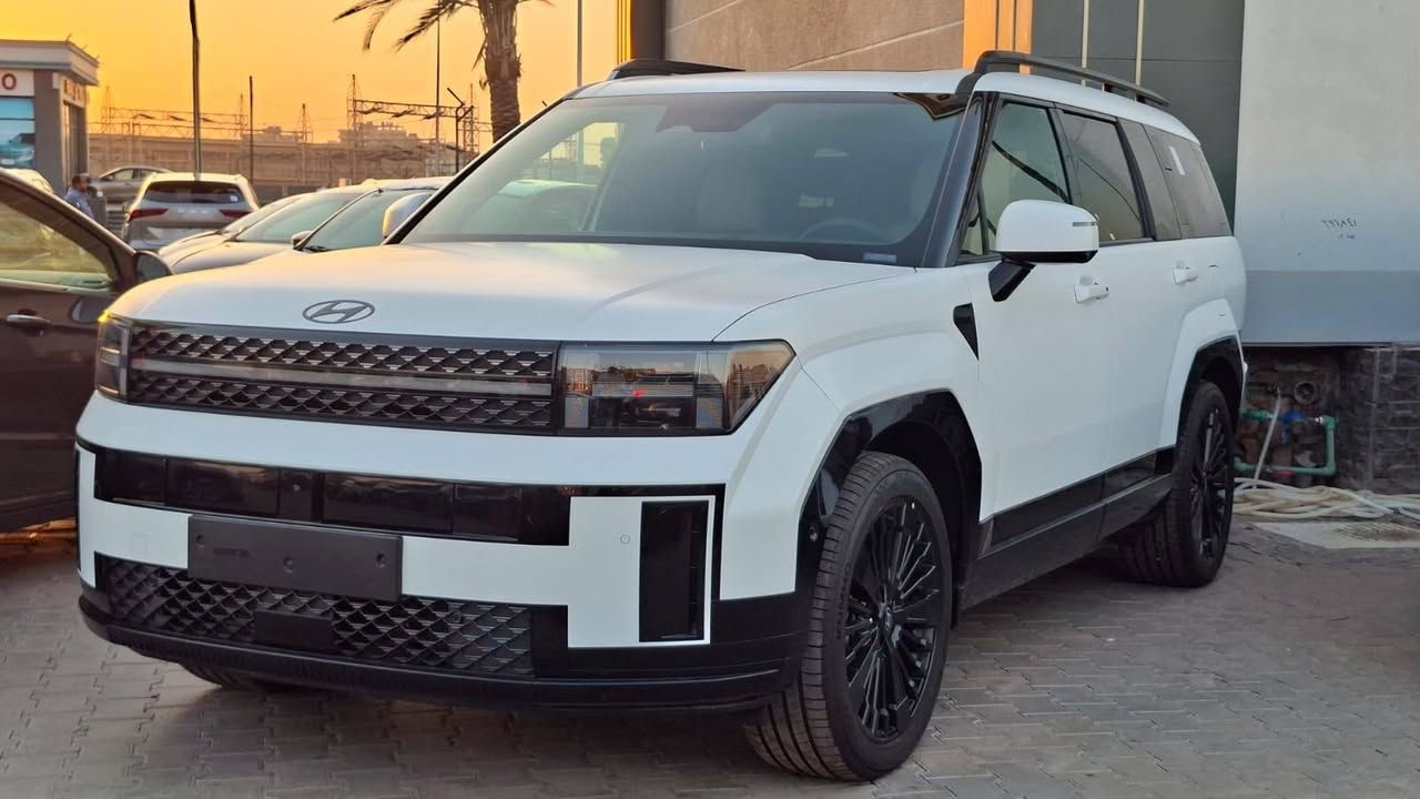 Santa Fe 2025 
Executive , Calligraphy
1600T Hybrid _ 235Hp
مدى 1200km 
5.6 لتر / 100 كم
اقل سعر في مصر 💥💥
للتفاصيل 01110708373 القاهرة الجديدة, القاهرة


**إذا كنت صاحب هذا الإعلان وتريد حذفه لأي سبب، رجاءا أرسل رسالة إلى الدعم الفني**