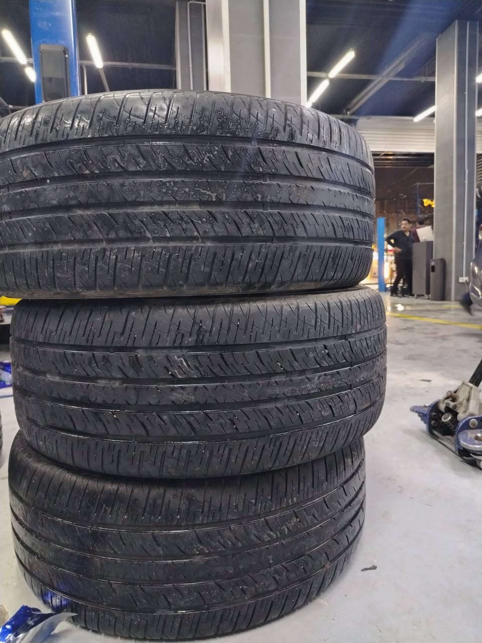 عندي تخم تاير صيني نظافه ٧٠ بالميه انتاج ٢٤ اسبوع ٣١ السعر ١٠٠ رقمي ***********
