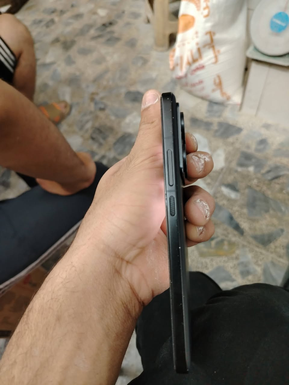 السلام عليكم شباب جهاز البيع  شاومي 14Tبرو
*********** وتساب
فيس ماموحود
