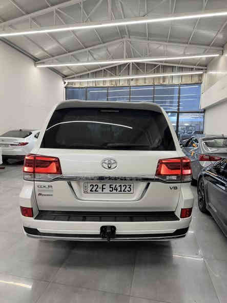 #تويوتا_لاندكروز GXR 
#موديل 2017 

#مواصفات_بريمي GXR المعروف 

دعميات محدث 2021 + مكان بارد 
#محرك 8 سلندر 

#ماشي 89 الف كيلو 

السعر 462$ ورقه 

#مكان_اربيل خلف شركة ازدي شارع ١٠٠ متر #مصطفى_كارس 

اتصل ***********

مراوس مع سيارات ارقم شماليه نشتري سيارات شمالية
