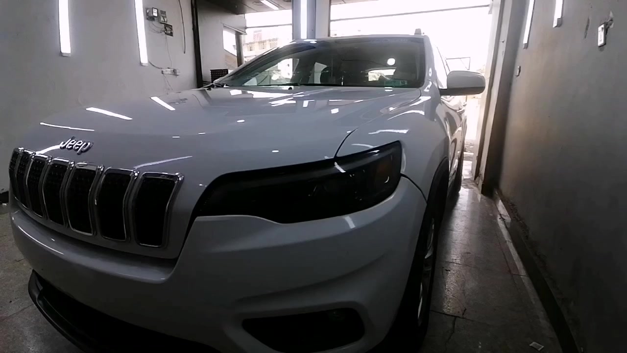 #مركز سوناك العنايه بالسيارات
#عروض شهر رمضان المبارك ب 75 الف 
#بوليش السياره بالكامل 3M  للماني
#نانو سيراميك وحمايه الطلاء بالكامل 
#تكحيل الخدوش أو الشخوط بمطابقه الون
#جلي المازدات الماميه والخلفيه
#تشميع التاير والويل والسوادات والنيكل
#حمام ناشف الغرفه الداخليه
#حمام ناشف المحرك بدون غسل
________________________________
العنوان بغداد الحبيبيه مجاور مستشفى الولاده من ساحه الحمزه بتجاه الحبيبيه مقابل طرشي السندباد
#الاستفسار_*********** اتصال + واتساب
