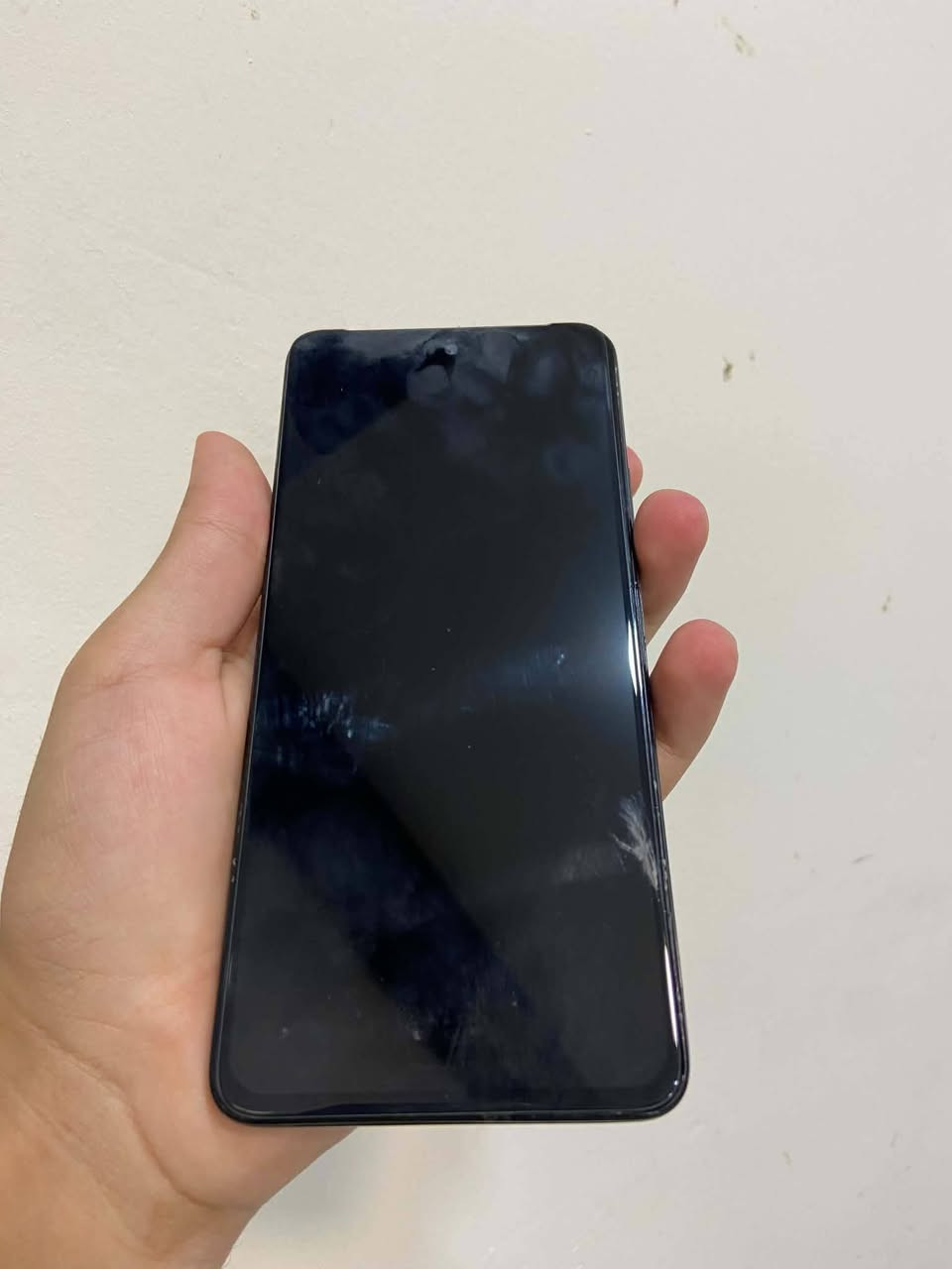 جهاز ريدمي نوت 11 برو بلص 5G
هاذ بلص مو بس برو ذاكره 256 يشغل 90 فريم فول سلاسه بطاريه 5000 شحن سريع فقط امبدل شاشه أصليه وين ما تريد تفحص افحص سعر 100 قفل


**إذا كنت صاحب هذا الإعلان وتريد حذفه لأي سبب، رجاءا أرسل رسالة إلى الدعم الفني**