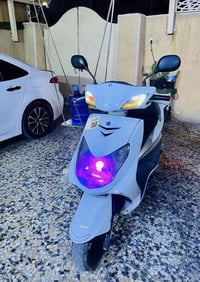 سكنس فحل البيع دراجه كامله مكينه ناعمه و مامفتوحه كلهه شغاله شلعه ومعد...