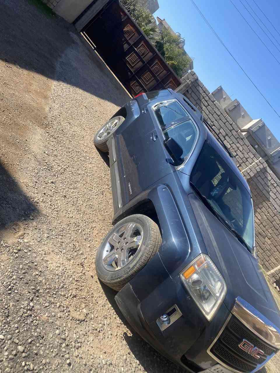 السلام عليكم جمسي لل بيع موديل ٢٠١٣ متومه ارقام وسنويه كصه قماره محرك جديد شاده قبل يومين كصه كير شرط تبريد تدفئا كهربائيات كلها شغاله جديده بمعنا الكلمه تخم تاير جديد صدر خير من الله السعر ٥٧ وبي مجال قليل مكان السياره صلاح الدين 
***********
