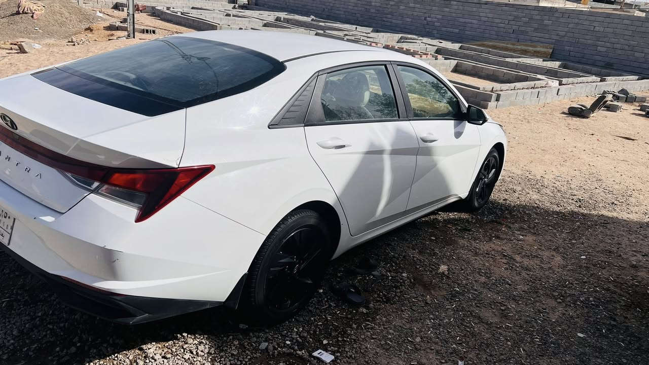 النترا خليجي ٢٠٢٣
كفاله عامه بيه فقط رصعات 

كير و مكينه و حداده و تخم تاير  اخت الزيرو  جاهزة 

ماشية 85الف كيلو 

مكينه 1600 دوش كفاله و كير at

تبريد قطعتين ثلج 

فتحه سقف 

5 ويل كب 

بقيه المواصفات معروفه 
‏***********

السعر 145
