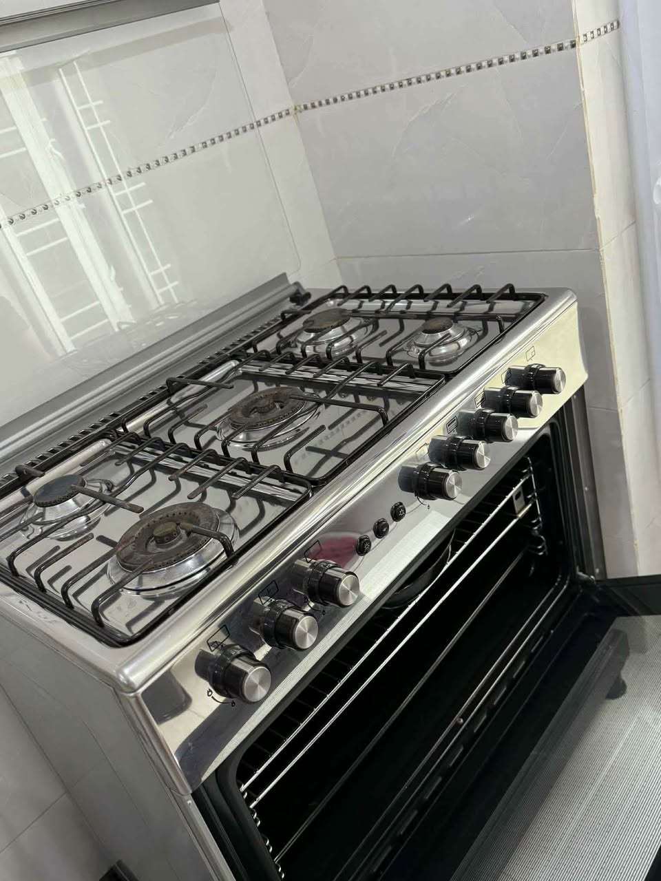 تەباخی فول ستیل دوچاو گەورە باشترین كوالێتی لەسیدسادق
نرخی٣٨٠هەزار


**إذا كنت صاحب هذا الإعلان وتريد حذفه لأي سبب، رجاءا أرسل رسالة إلى الدعم الفني**