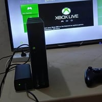 اكس بوكس ٣٦٠ • هارد ٢٥٠ جيجا • ١٥ لعبة