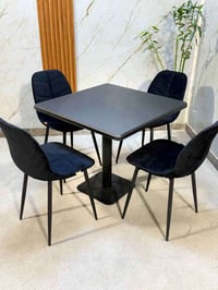 ميز وكراسي • كربلاء