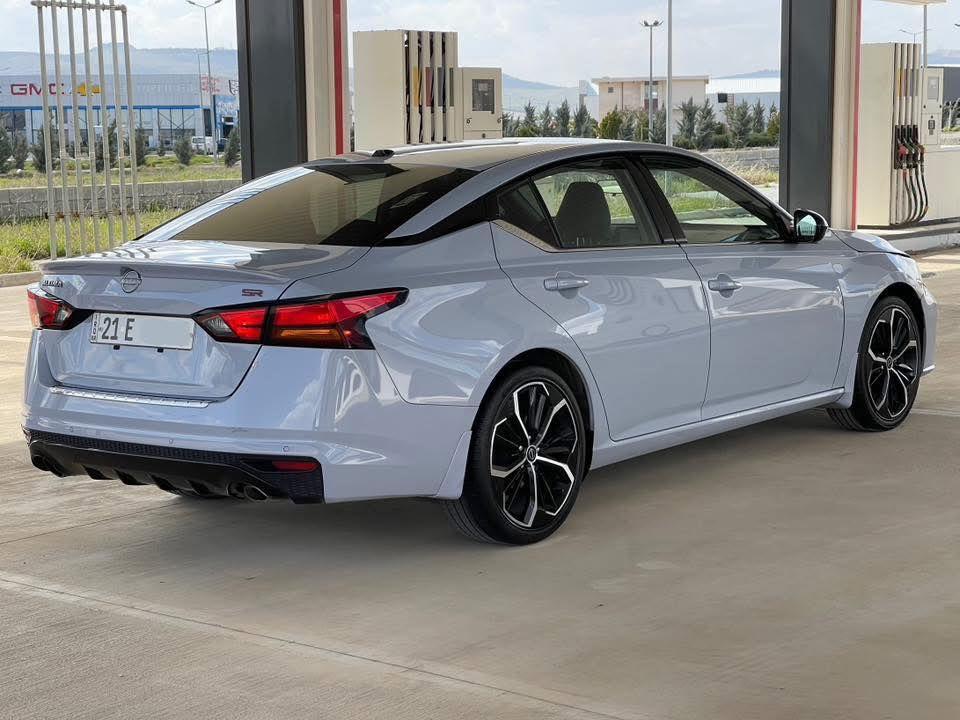 الي يدور شي نظيف و كفالة عامة بدون صبغ 👇🏻
نيسان التيما SR 

اللون المرغوب المميز 
سموك 

موديل : 2023 

حجم المحرك : 2.5L ( 4,سلندر )

المواصفات : SR

‏‎بصمة ابواب

‏‎بصمة تشغيل

اوتو بريك : Auto Stop‎

رادار امامي (تحديد مسار)

‏‎رادار جانبي (نقاط عمياء)

‏‎رادار خلفي (التحذير من الاصطدام)

‏‎حساسات خلفي

نظام : Eco

نظام : Normal

نظام : Sport

تحكم ستيرن

شفتات ستيرن

كشنات كهربائي

كشنات جلد

تبريد لمس

لايتات ليد وعدسة زينون

بكلايتات LED

ويل 19 كروم مختوم SR

نظام خرائط GPS

دبل كير

نظام  apple car play

AUX

دواخل خياط لون برتقالي 

وبعد هواية مواصفات …

__________

__________

السيارة كفالة عامة بدون قطرة صبغ 

و صورة السونار موجودة بالمنشور

بدون صبغ فقط بيها مكانين بارد شي بسيط 

•

•

رقم سليمانية

تحويل غرامة كلها بشرط

سنوية الحد 2029 جديدة

•

السيارة كلش نظيفة  و بعد احلى من الصور

السيارة اني مستوردها على ايدي و مال بيت 

دينار واحد مابيها مصرف 

تجي تشغل و تطلع

•

مكانها سليمانية

 السعر على الخاص 

لو اتصل و تدلل 

***********
