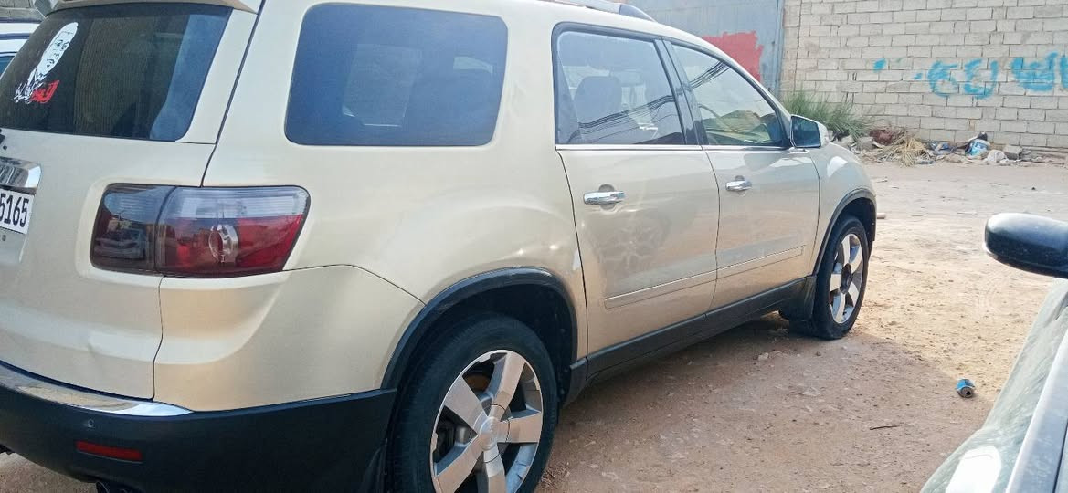 الاخوة في معارض النجف الاشرف 🌲🌲 جمعة مباركة عليكم 🌲
شعدكم سيارات 🚗🚗🚗🚗 مراوس بهاي السياره 
اكاديا موديل 12 رقم نجف انكليزي مشروع وطني تحويل مباشر 
وارد امريكي ضررها موضح بالسنوار 🖥️ موجود مع الصور 
كير ومحرك 6 سلندر كشنات منفصلة سياحيه جلد جنطة شفط 
سعره 86 🌲 موجودة بالنجف... ***********

