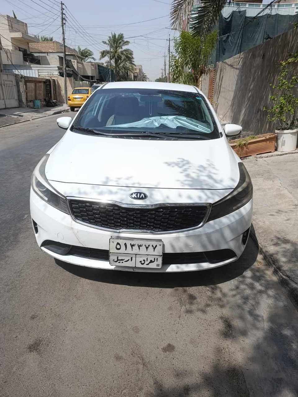 فورتي موديل 2018 سياره جاهزه وحلوه كير مكينه مكفولات رقم أربيل بأسم شركه تحويل مباشر سياره حادثها ناشره ثلاث قطع صبغ فقط والباقي ان شاءالله كله جاهز وجديد مكاني بغداد البياع اي استفسار عل رقم *********** تواصل فقط عل رقم مكلف بل نشر اني 
سعرها 120 وبيه مجال بسيط
