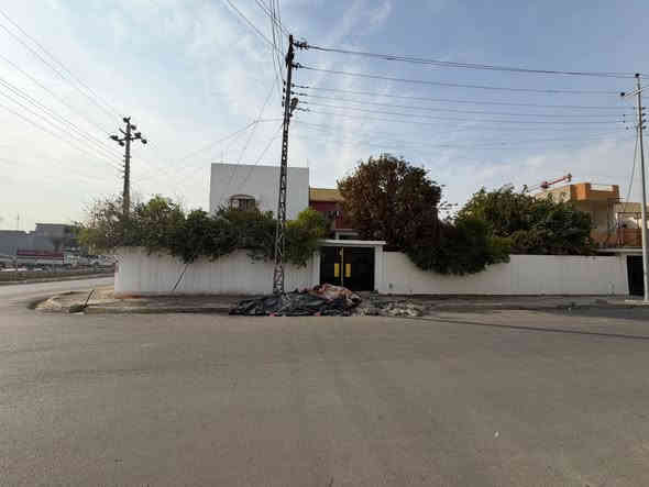 ♦️عروض♦️#مكتب مؤيد العلاف _ للعقارات ✔️

🔶دار  للبيع حي الدندان       🔶

🔶   المساحة 600 م 2 🔶 الواجهه 20 م  ركن 🔶

🔶 طابقين استقبال وهولين و 6 نوم وصحيات ومطبخ 🔶

🔶مقابل جسر الرابع موقع مميز 

            🏛️مراجعة مكتب مؤيد العلاف للعقارات🏛️

  
او الاتصال على الارقام 

📱اسيا ***********
 
📱 اسيا ***********

📱كورك ***********

📱كورك ***********

عنوان المكتب / الموصل _ حي المهندسين مقابل فندق قصر نينوى   

📌نستقبل عروضكم العقارية على الماسنجر او الواتساب
