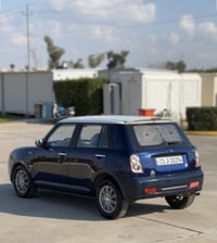 لیفان بێ بۆیاغ ٢٠١٣ بیلاد نیلی سەقف سپی  ٢ تەعدیلی بجوکی هەیە  گێڕ وو ...