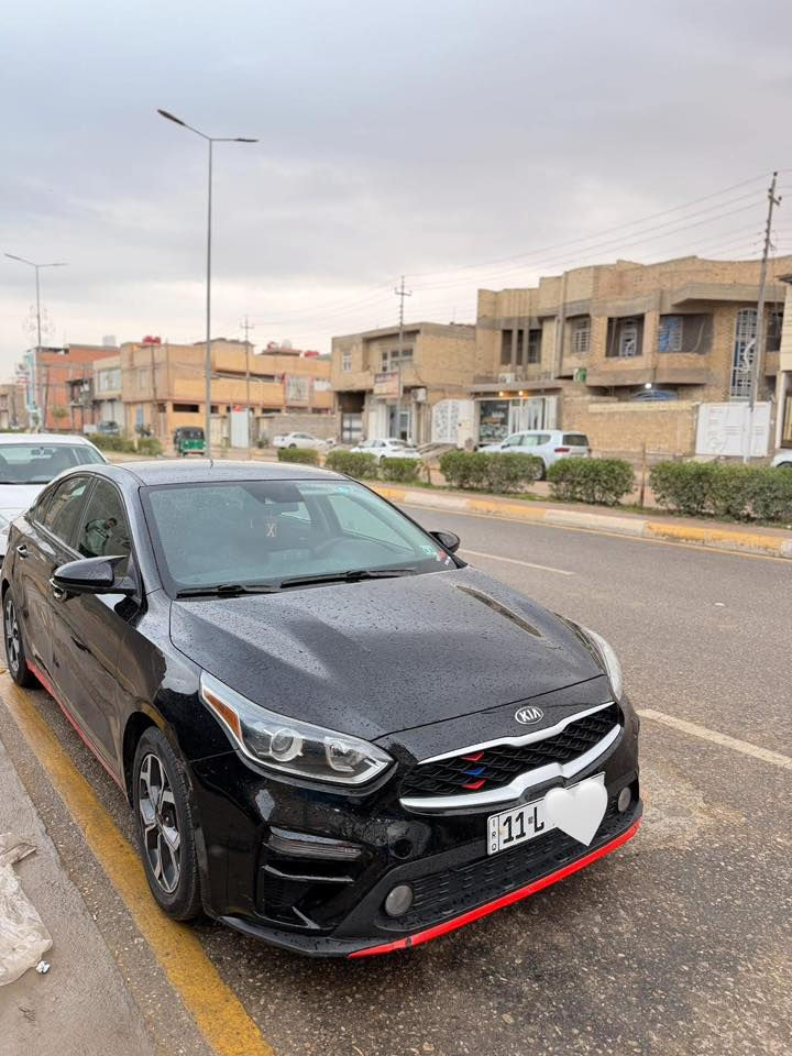 سلام عليكم
فورتي 2019 
رقم بغداد الدولي هزه ماصاقطه 
استوني مصفر غرماتها 

السعر 112 وبيها  مجال جدا بسيط

السياره مال جناي واهواي صارف عليها ومرتبها وجاهزه من كلشي

مكينه 2000 دوش شرط الفحص  ماشيه 80

حادث خلفي 

البجم كله كبس ع وضع الشركه 

كيرat 
6 نمر

كير مكينه حداديه تبريد ثلج شرط الفحص برغي مامفتوح بيهن 

الموصفات معروفه 
شاشه كار بلي + ردار امامي حساسات جانبيه 
3 وضعيات قياده سبورت ونورمان وسمارت
تحكمات استيرن جهتين + مانع انزلاق +تحديد مسار + كامره دواره 

مصروف عليها تخم بلكات ومجاول وعبوة فيتم جديده
وبوليش وتخم تاير وباتري  دوشمه كاعيه كله جديد مابيها نقص كامله للاخير

مكان السياره كربلاء 

***********
