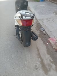 مكلف بلنشر دراجة سكنس(فحل )  🛵 للبيع دراجة شلعه معدل كهربائيات كلهه شغ...