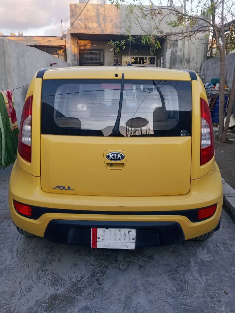 كيا سول 2013 تكسي رقم بغداد مشروع وطني  كير محرك شرط كير عادي تبريد تدفية شغال ويل كروم بطاقت بنزين موجود نقابة مصفرة شرط تحويل آذا شراي خابر رقم بي واتساب *********** او رقم زین *********** كركوك, العراق
