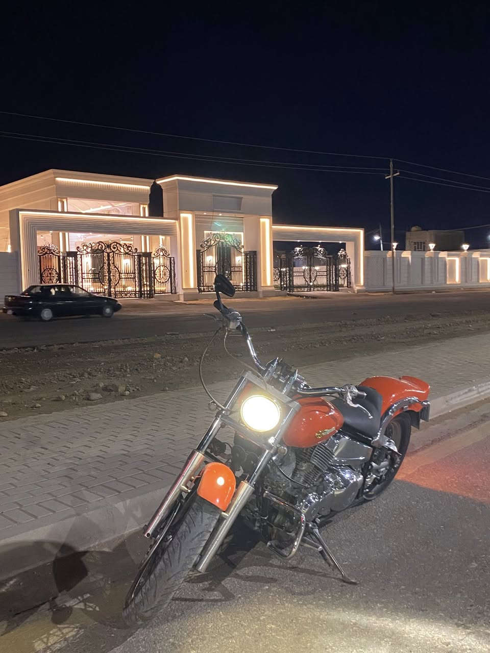 للبيع
ياماها دراك ستار 

محرك ٤٠٠

رقم واسط دولي 

دراجه نقصها فقط عداد سرعه 

دسكات جدد 

فلنجه جديده 

بنزات جدد 

بك لايت جديد 

تخم اشاير جديد 

فلتر شوته جديد 

لقم ستيرن جدد

يدات جدد

دروعه جدد

تخم تايرات جدد بالنايلون 

قمجي بانزين جديد 

تجفيته كابريتر جديد 

تجفيت دبلات جديد

كلجات جدد

بلاجكتورات اصلي 

هورنات سيدان 

دوشمه كشن جديد

صبغ عام جديد 

دهن ستوني امبدله 

الدراجه احلى من الصور 

وبيها ملاحظات بسيطه 

وسعرها ١٧ ورقه وبيها مجال للشراي 

مكانها واسط صويرة 

وتوصيل لبغداد موجود 

***********
