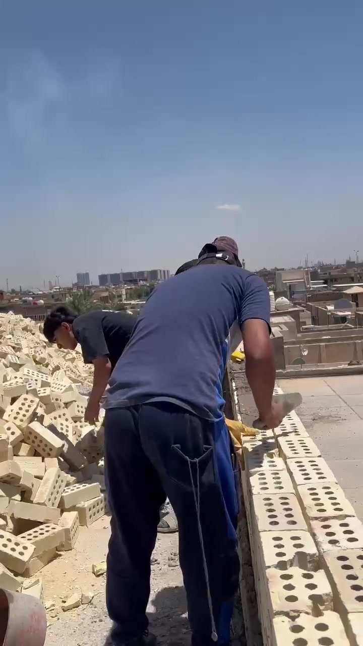 السلام عليكم من رخصت الادمن خلفه بناء متفرق حاليآ اشتغل داخل بغداد الكرخ فقط للتواصل ***********
