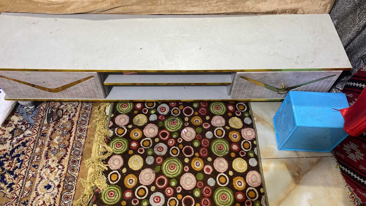 بنات عندي هذا الميز بلازما جديد مابي اي ضرر رايدته ب٥٠ وبي مجال للشراي الله شاهد جديد وقوي مكاني كاظميه واذا تردون ادزه الكم ويا سايق ماكو مشكله بس بكروه


**إذا كنت صاحب هذا الإعلان وتريد حذفه لأي سبب، رجاءا أرسل رسالة إلى الدعم الفني**