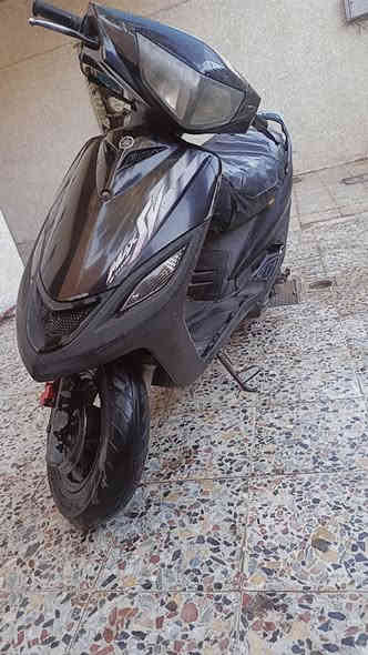 السلام عليكم
ماكس 140 للبيع كهربائيات كلهة شغلة دبلات نضيف سعر مختمة ختم واحد 350 مكان الغزالية 
***********
